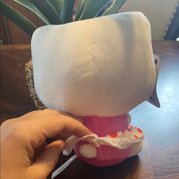 Hello Kitty Plush with Red Bow - Picture 4 of 5